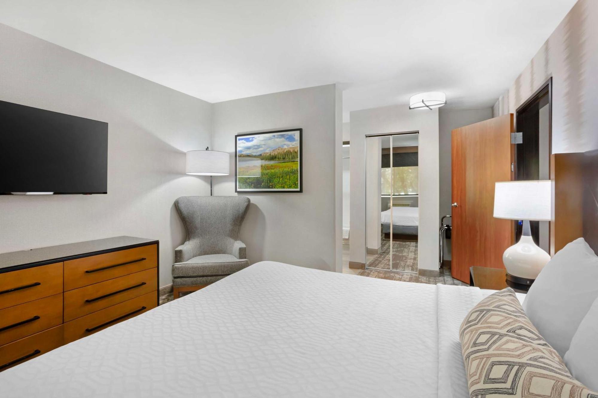 Best Western Holiday Hills Coalville Exteriér fotografie