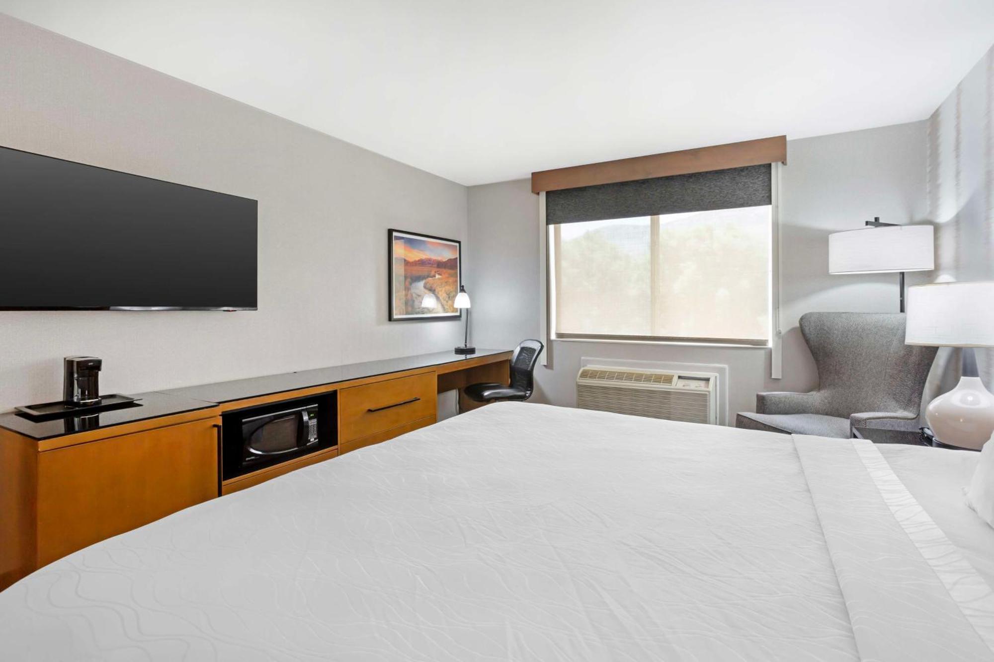 Best Western Holiday Hills Coalville Exteriér fotografie